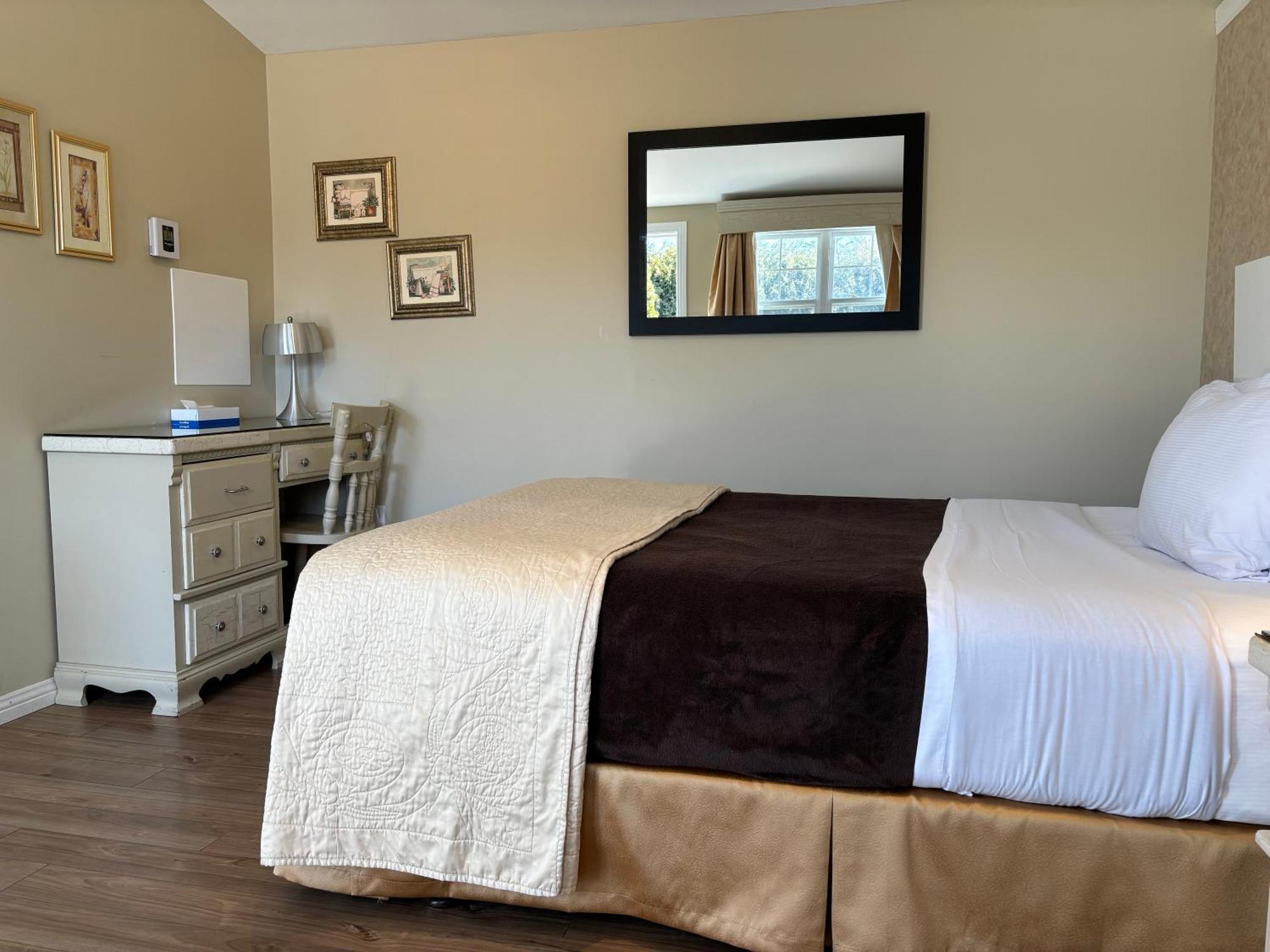 Motel Des Cedres Sherbrooke Exterior photo
